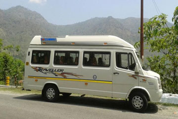 12 Seater Tempo Traveller